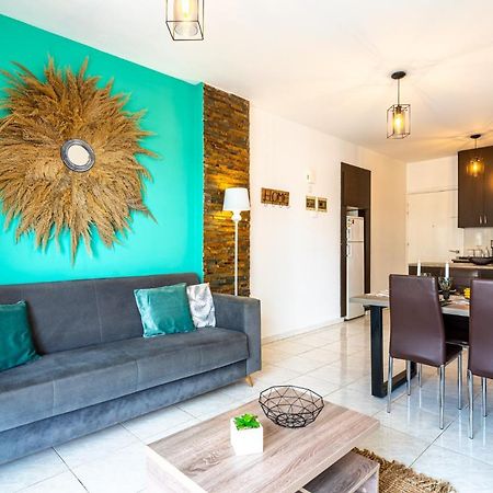 Araminta 2-Bedroom Apartment In Larnaca Bagian luar foto